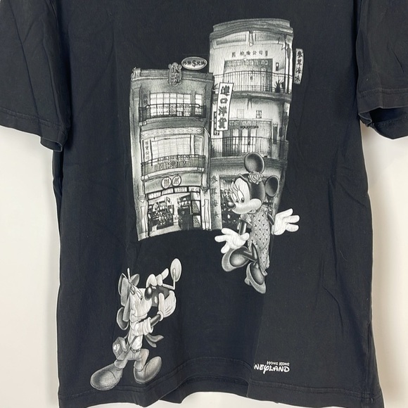 Disneyland Hong Kong Vintage T-Shirt Size XL - Picture 4 of 10